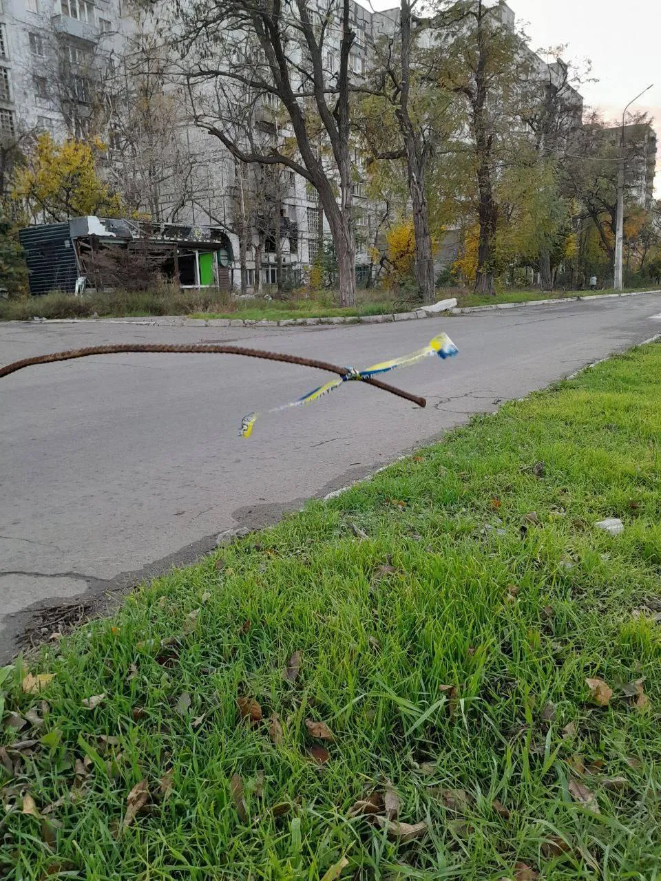 У Маріуполі партизани нагадали окупантам та колаборантам, що ЗСУ вже близько. Фото dqxikeidqxitkant