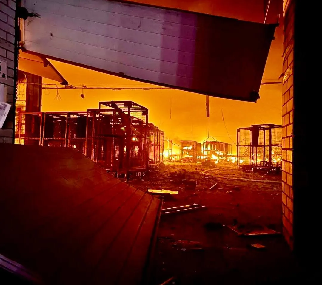     ,   :   .  dqxikeidqxiqqeant