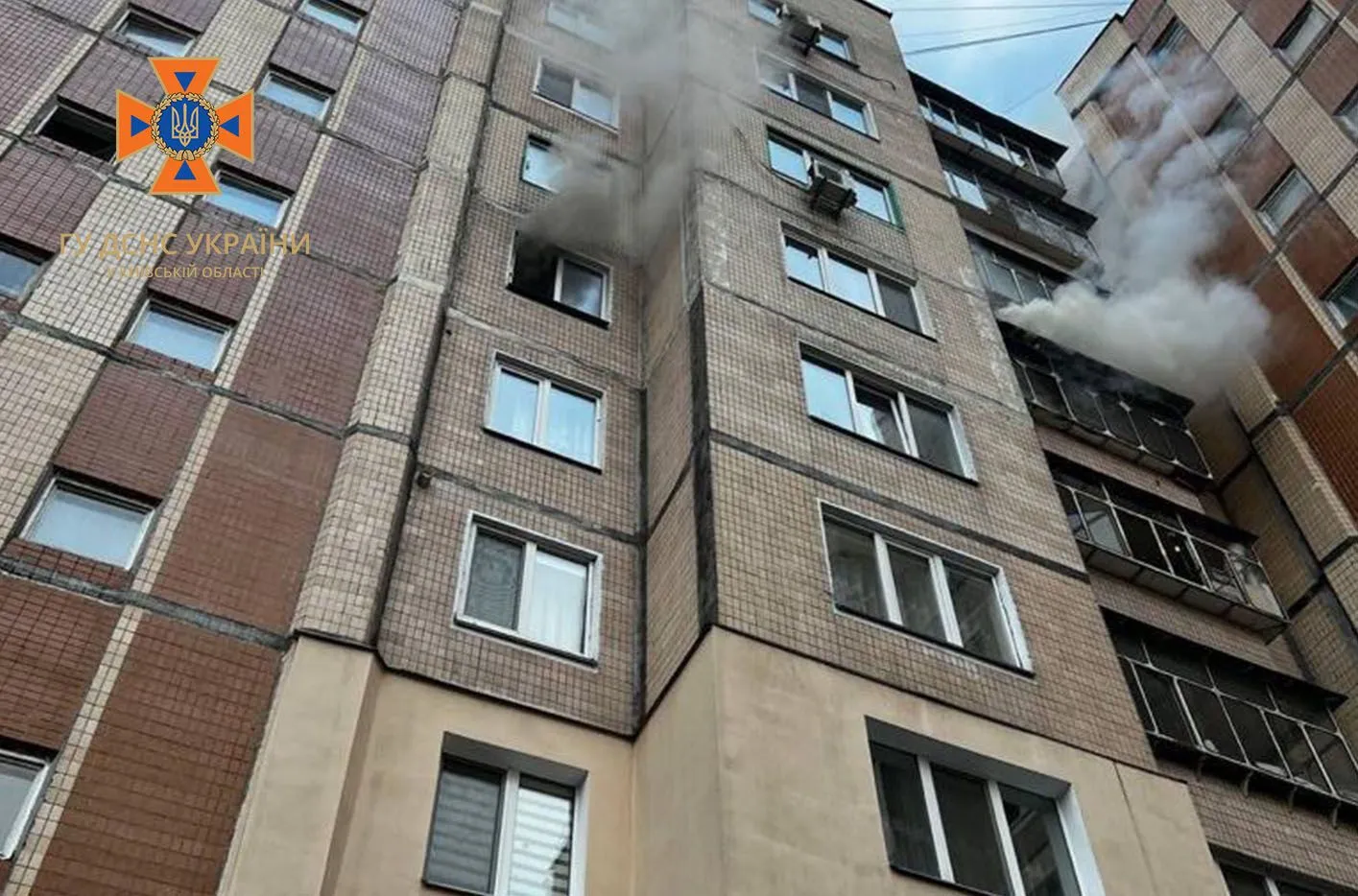 На Київщині під час відспівування покійниці сталась пожежа: є загиблий