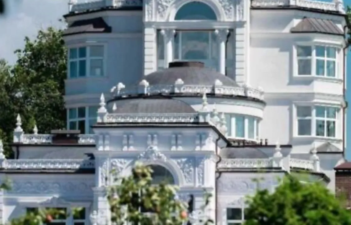 У центрі Києва продають особняк за 11,5 млн доларів dqxikeidqxiqqeant