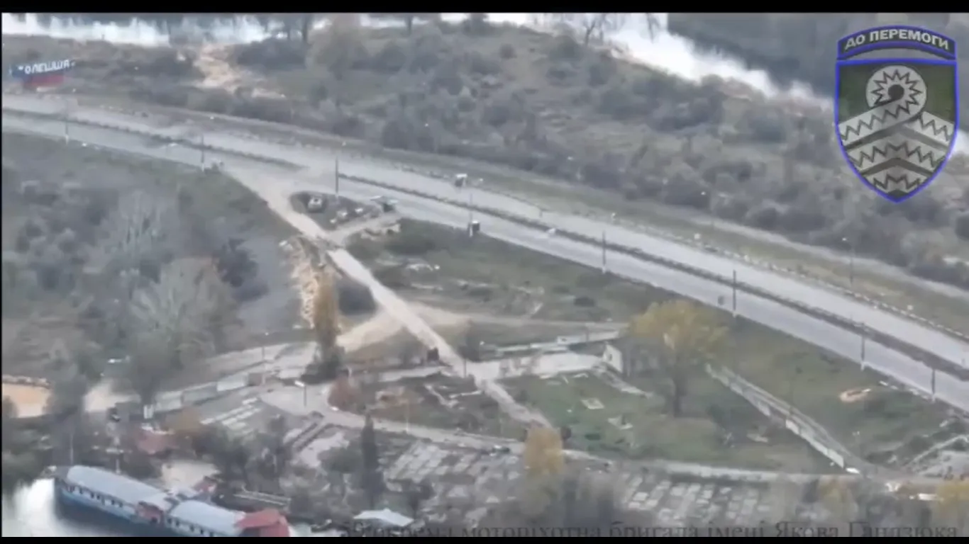 ЗСУ знищили російський БТР поблизу Альошек dqxikeidqxiqqeant