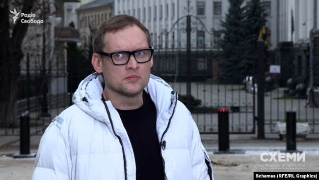 Андрій Смирнов