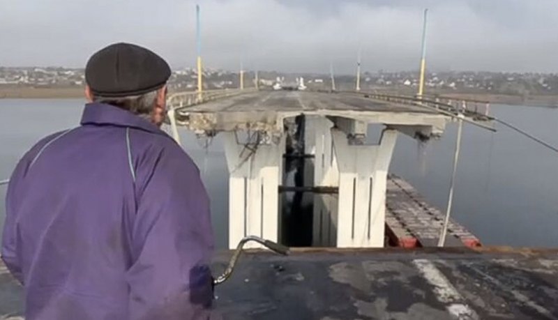 Разрушенный Антоновский мост