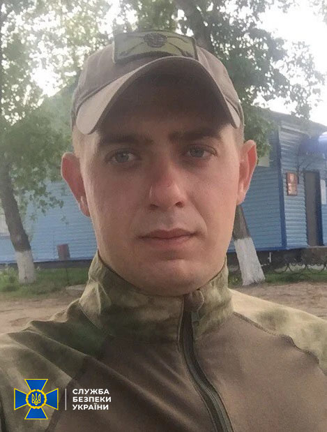 Возможно, это изображение 1 человек, стоит и небо dqxikeidqxitkant