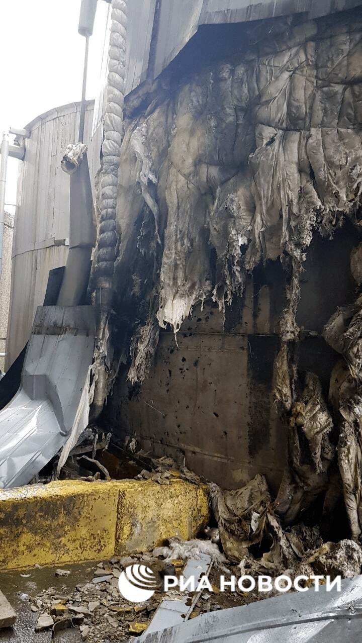 Заявляється, що було випущено 12 артилерійських снарядів