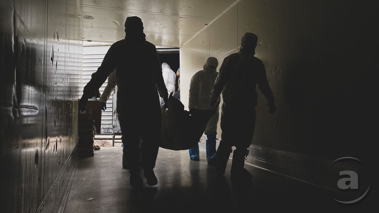 На Харьковщине собирают тела ликвидированных российских оккупантов: часть из них заминированы. Фото