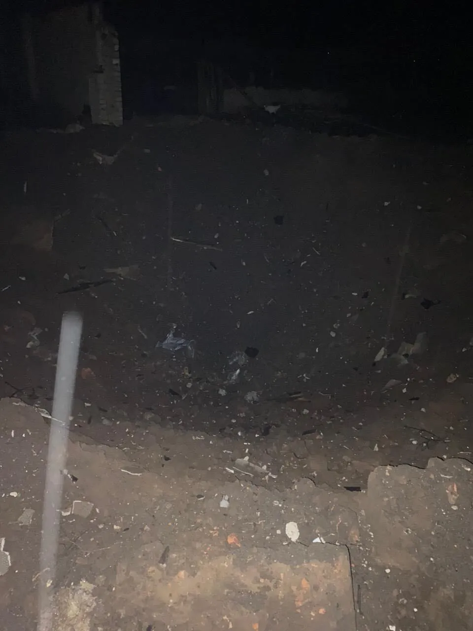 Россия нанесла ракетный удар по пригороду Запорожья: попали в агропредприятие. Фото