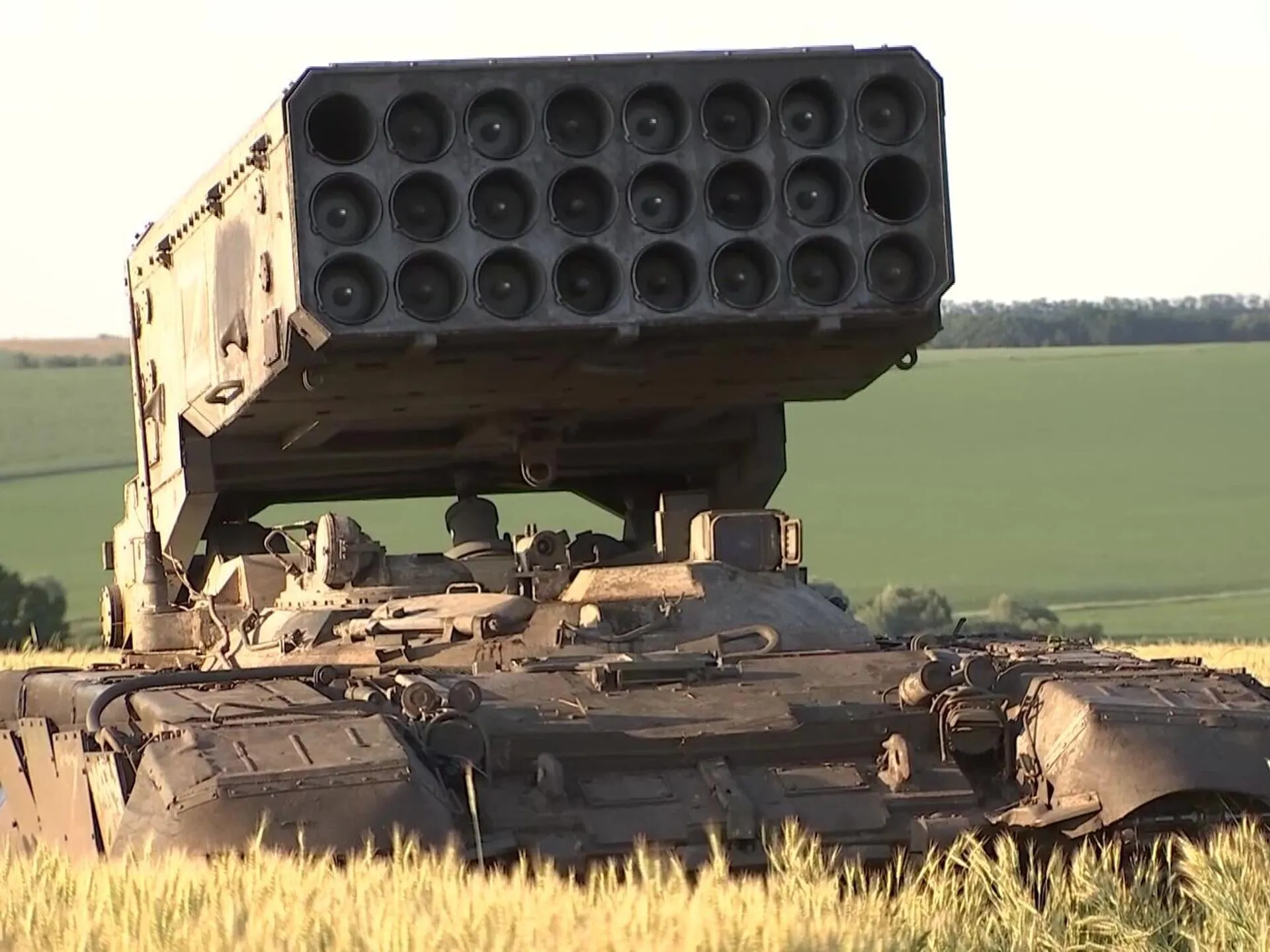 Як виглядають російські важкі вогнеметні системи Сонцепек dqxikeidqxiqxxant