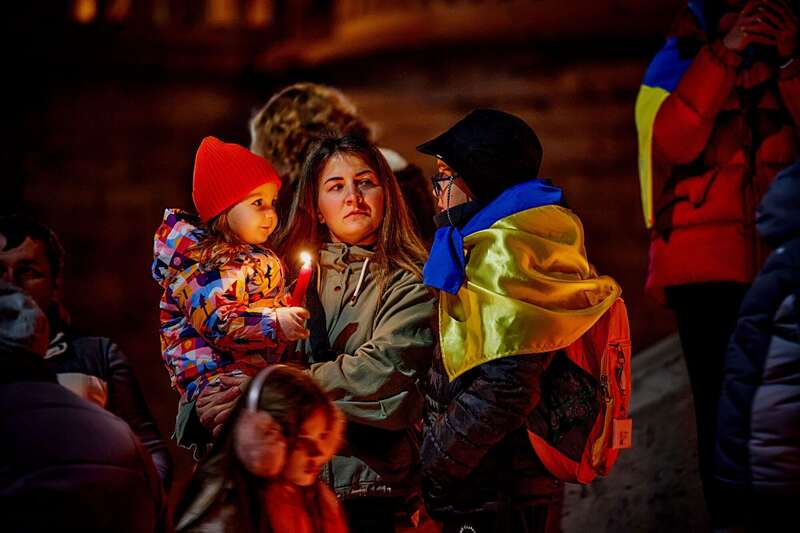 Парламент в Угорщині вимкнув на півгодини світло в пам’ять про жертв Голодомору. Фото