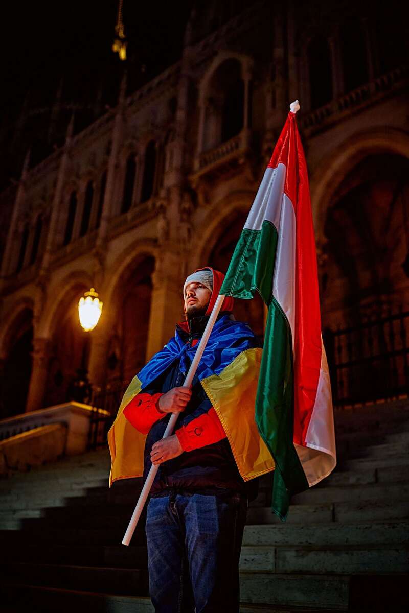 Парламент в Угорщині вимкнув на півгодини світло в пам’ять про жертв Голодомору. Фото