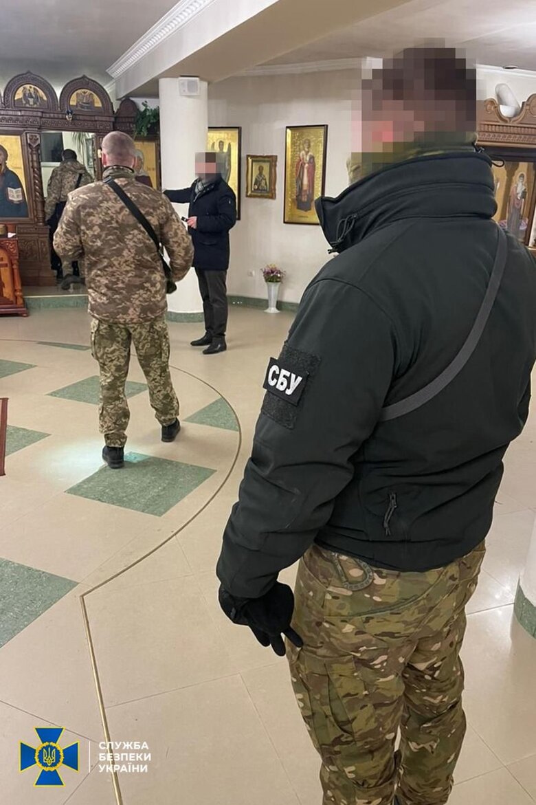 СБУ проводит меры безопасности на объектах УПЦ (МП) в трех областях Украины 02