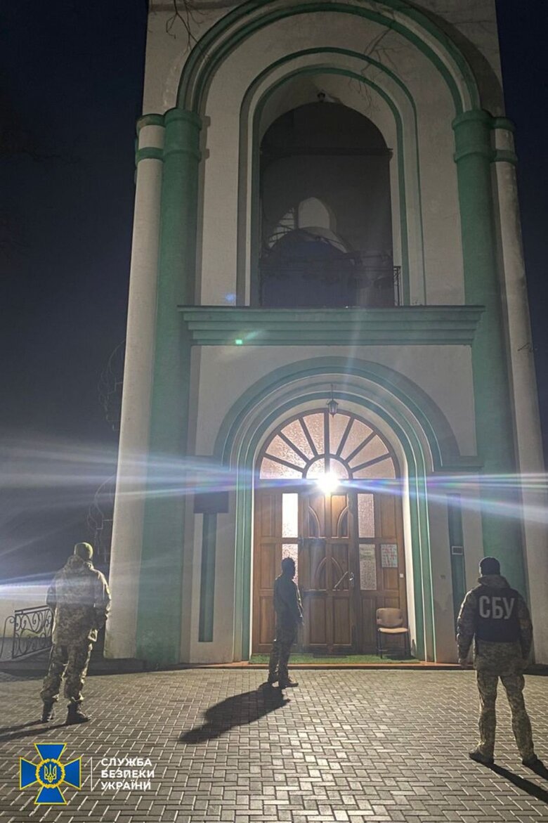 СБУ проводит меры безопасности на объектах УПЦ (МП) в трех областях Украины 07