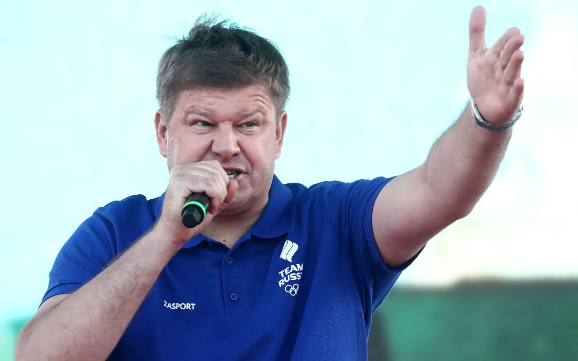 Улюблений конферансьє Путіна закликав ’’допомогти Україні перемогти Росію’’ dqxikeidqxiqqeant