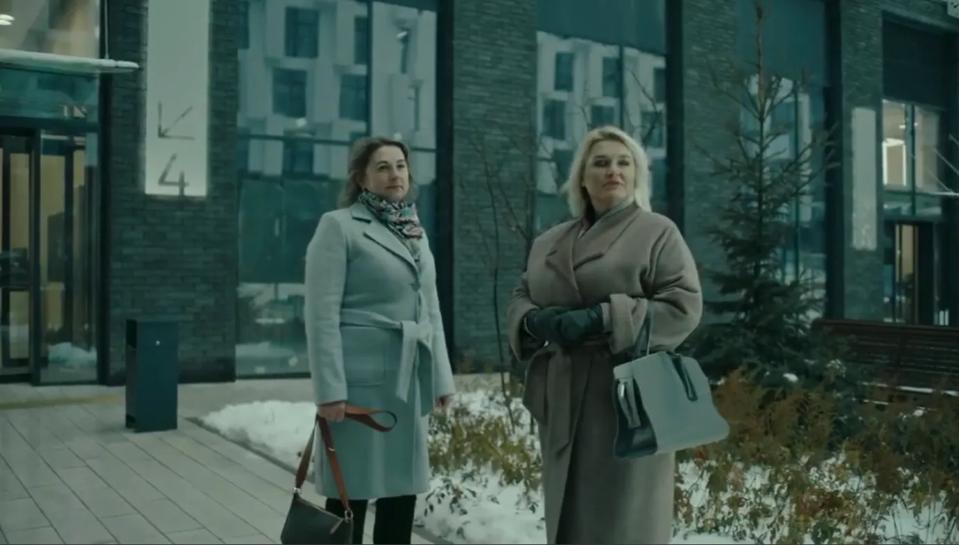 ’’Мальчики уехали, мужчины остались’’: в России запустили рекламу мобилизации с критикой ’’беженцев’’. Видео