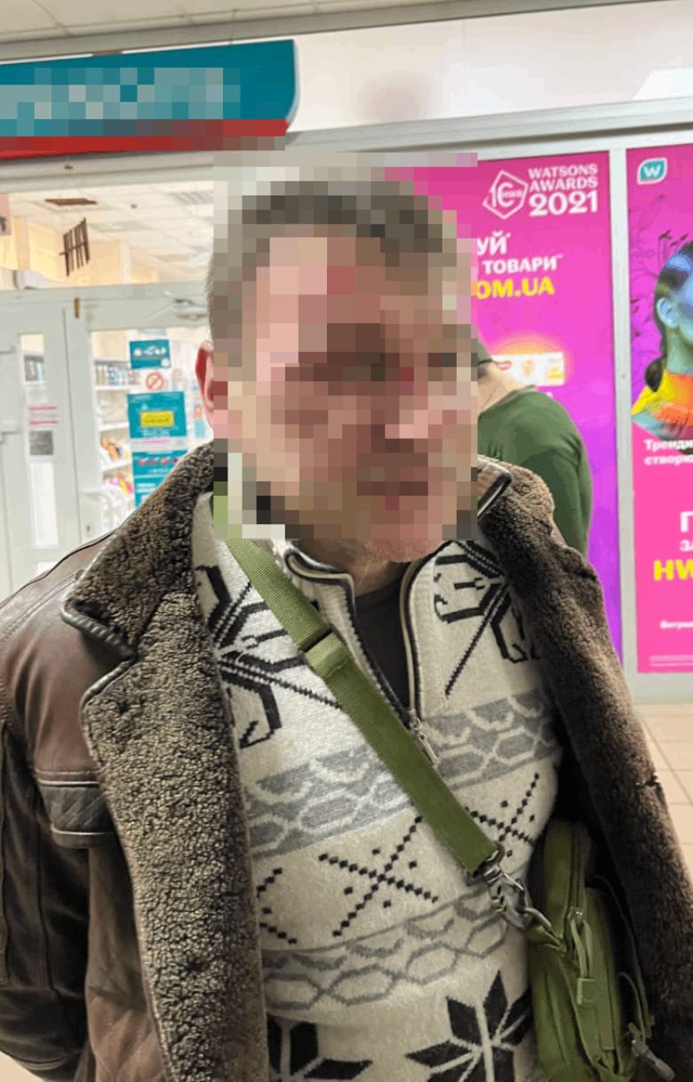 Возможно, это изображение 1 человек dqxikeidqxiqqeant