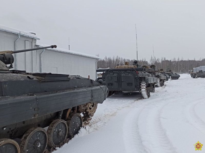 Танки в Білорусі dqxikeidqxiqqeant