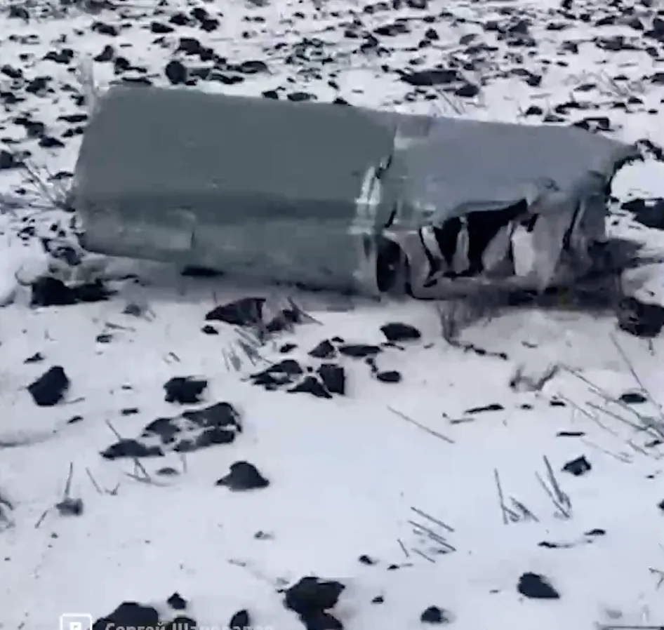 На Волгоградщині заявили про падіння невідомих об’єктів під час атак на Україну: росіяни вимагають пояснень від влади. Фото і відео