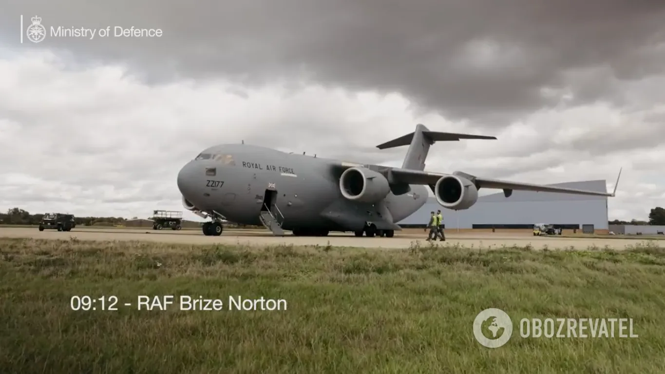 Военный самолет, перевозивший Brimstone 2 dqxikeidqxiqqeant