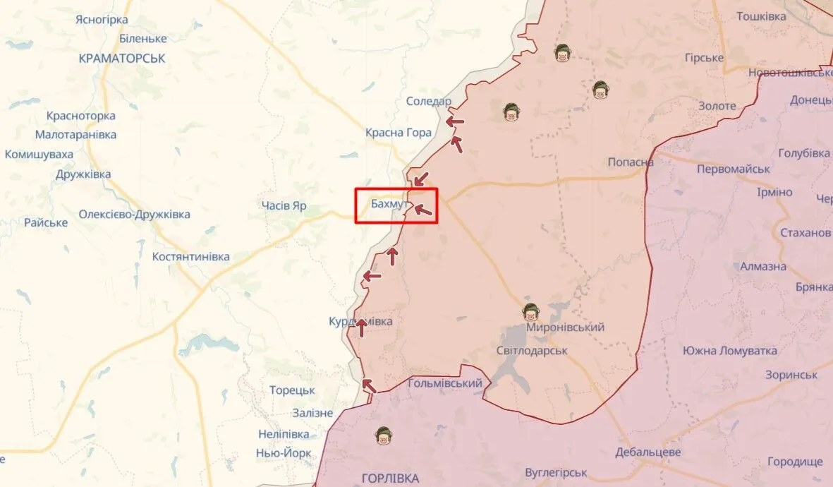 Зеленський прибув із візитом у Бахмут: поспілкувався із захисниками та вручив нагороди. Фото