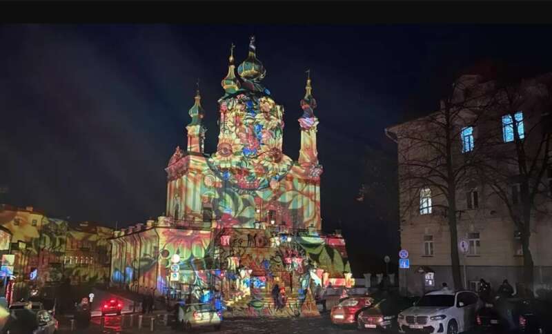 Підсвічування Андріївської церкви у Києві dqxikeidqxitkant