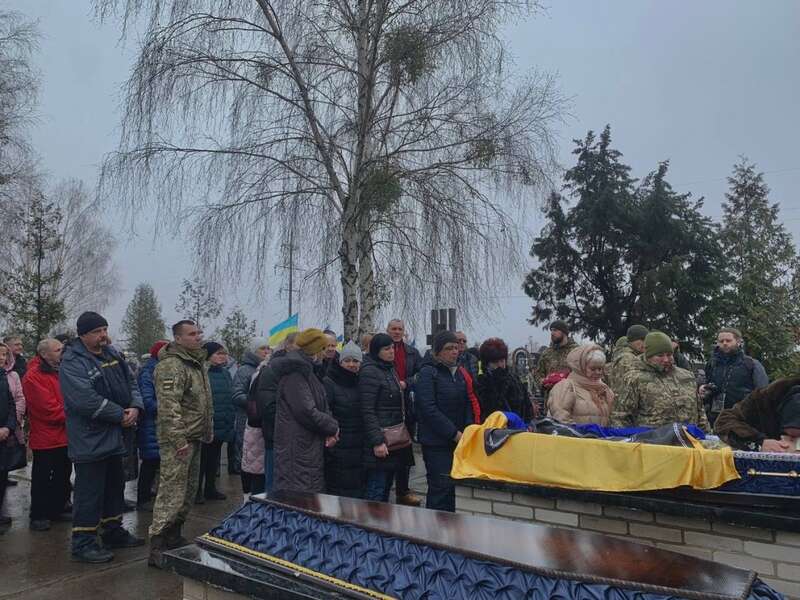 похорон, буча похорон,бондарев похорон dqxikeidqxiqqeant