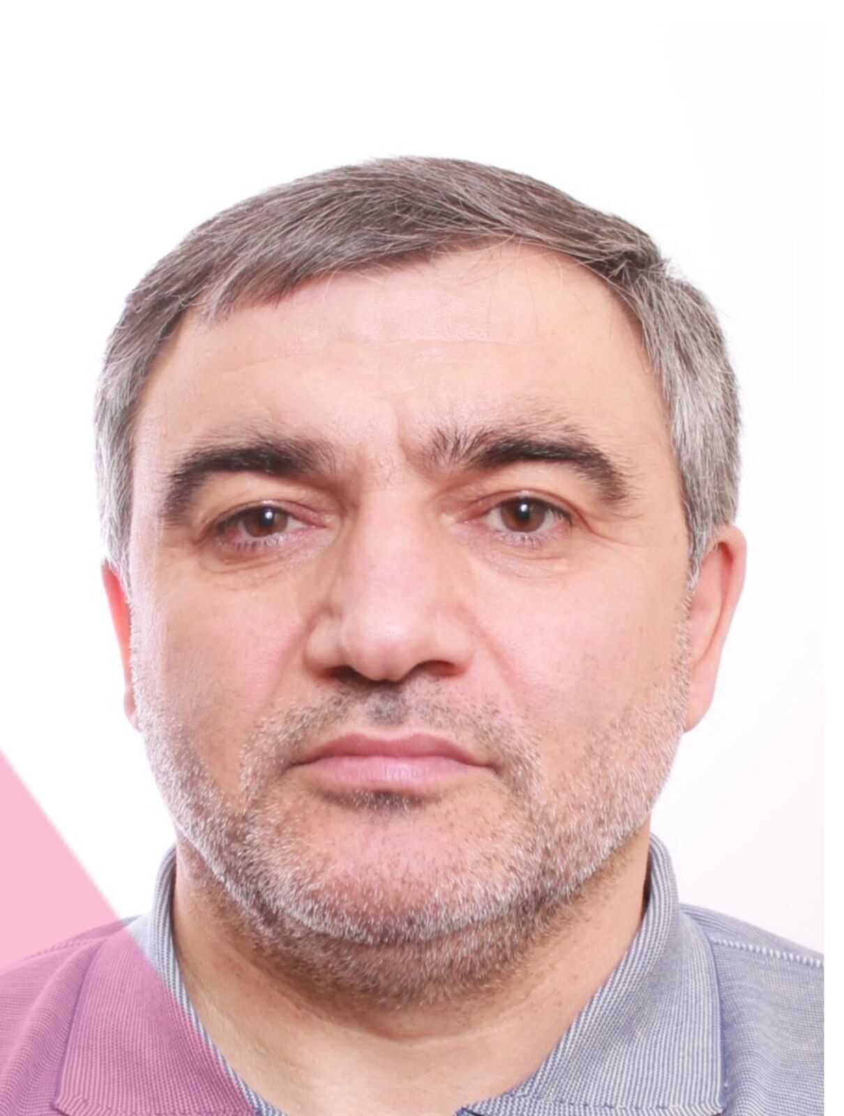 Поліцейські затримали банду, на рахунку якої – викрадення людей, розбій і рейдерство. Фото dqxikeidqxitkant