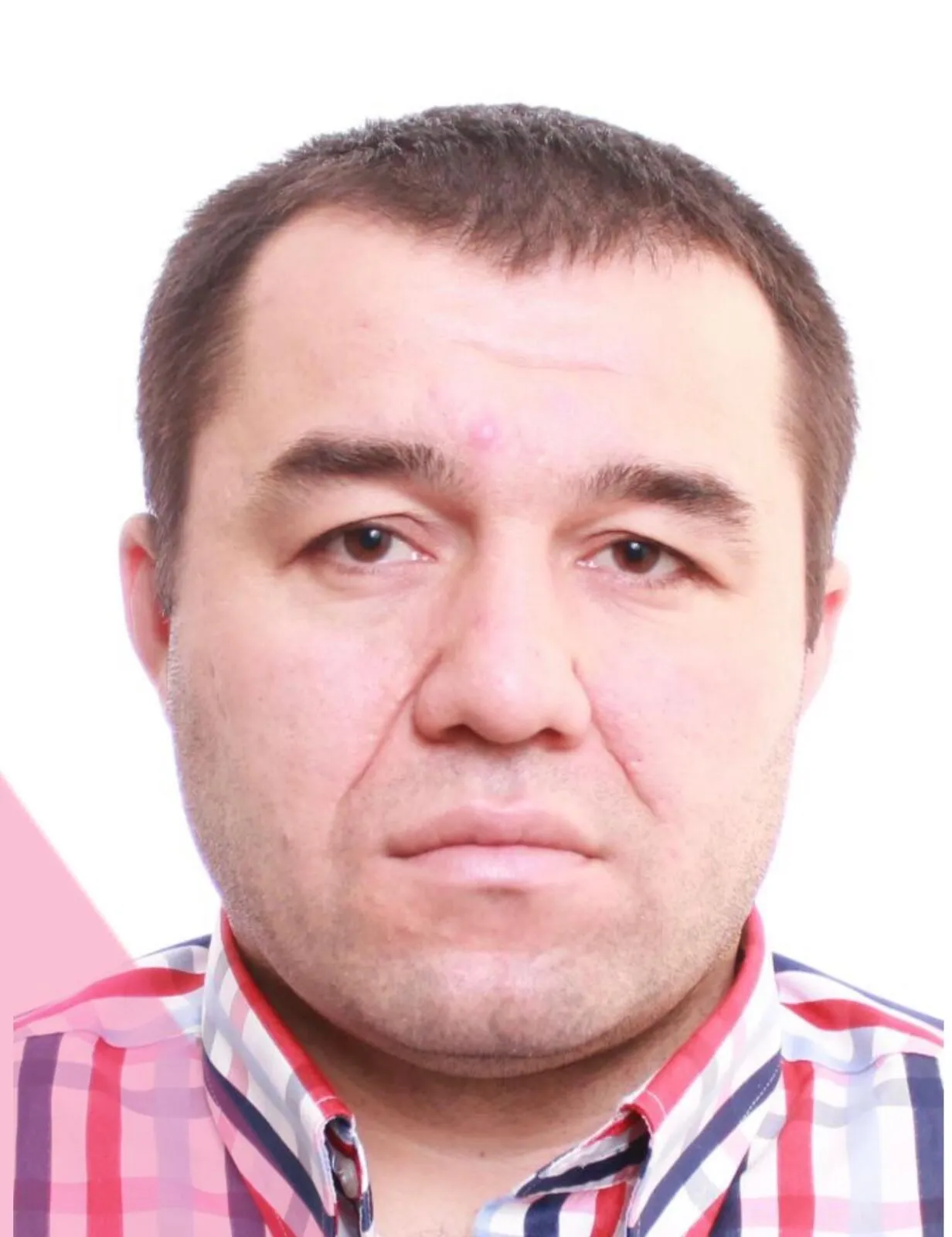 Поліцейські затримали банду, на рахунку якої – викрадення людей, розбій і рейдерство. Фото