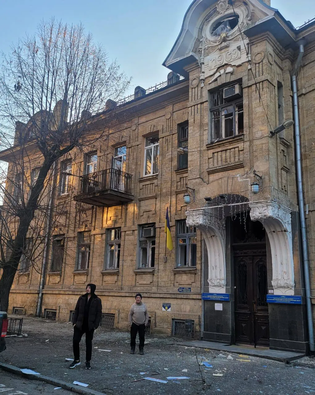 Оккупанты ударили по кардиологическому диспансеру в Херсоне, есть пострадавшие. Фото dqxikeidqxiqqeant