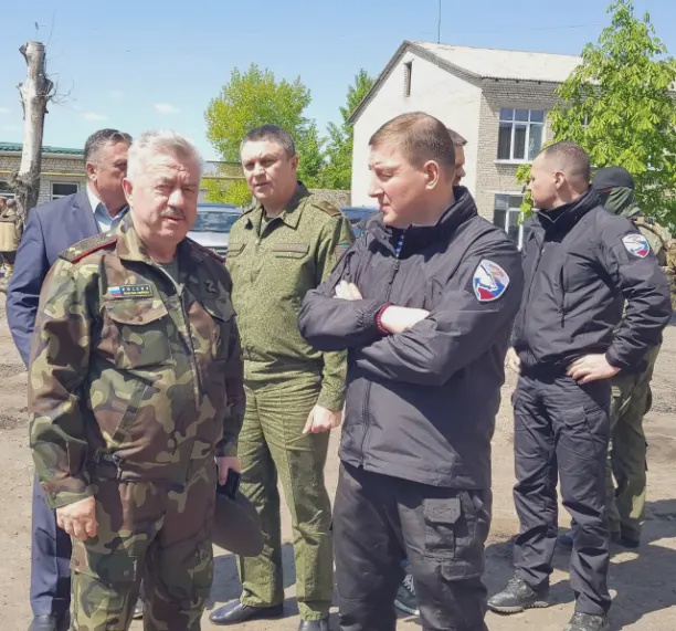 Заказывание продолжается. Почему оккупанты поставили на паузу новые кадетские корпуса