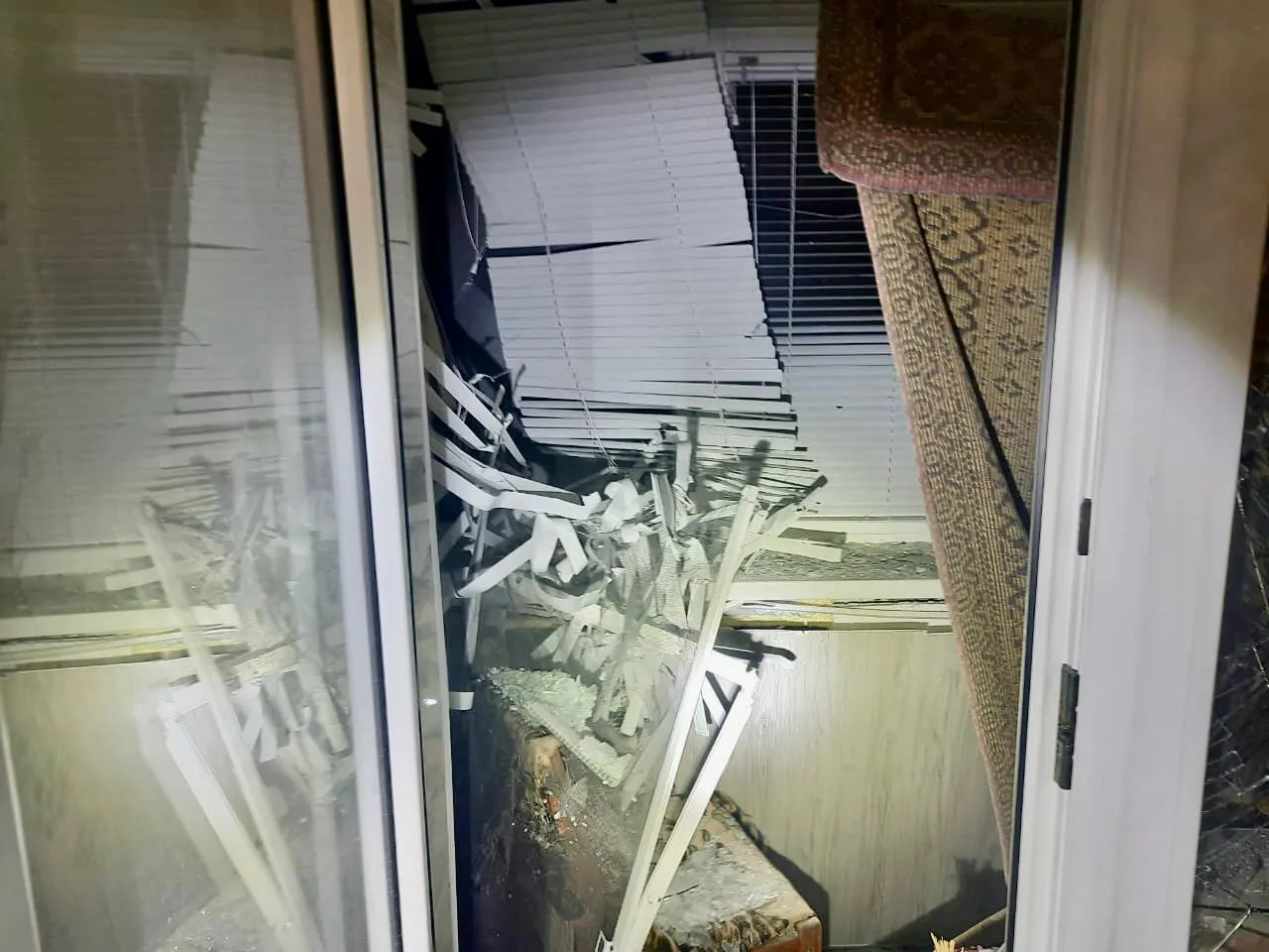 Войска РФ в новогоднюю ночь ударили по жилым кварталам Днепропетровщины: есть разрушения и раненая. Фото