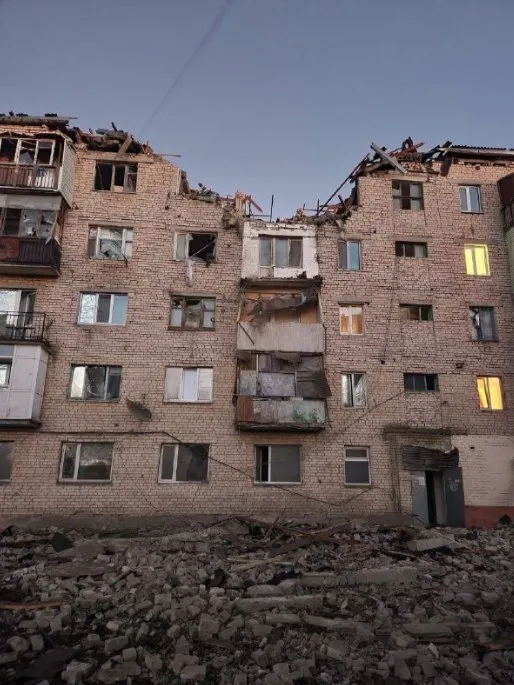      :   .  dqxikeidqxiqqeant