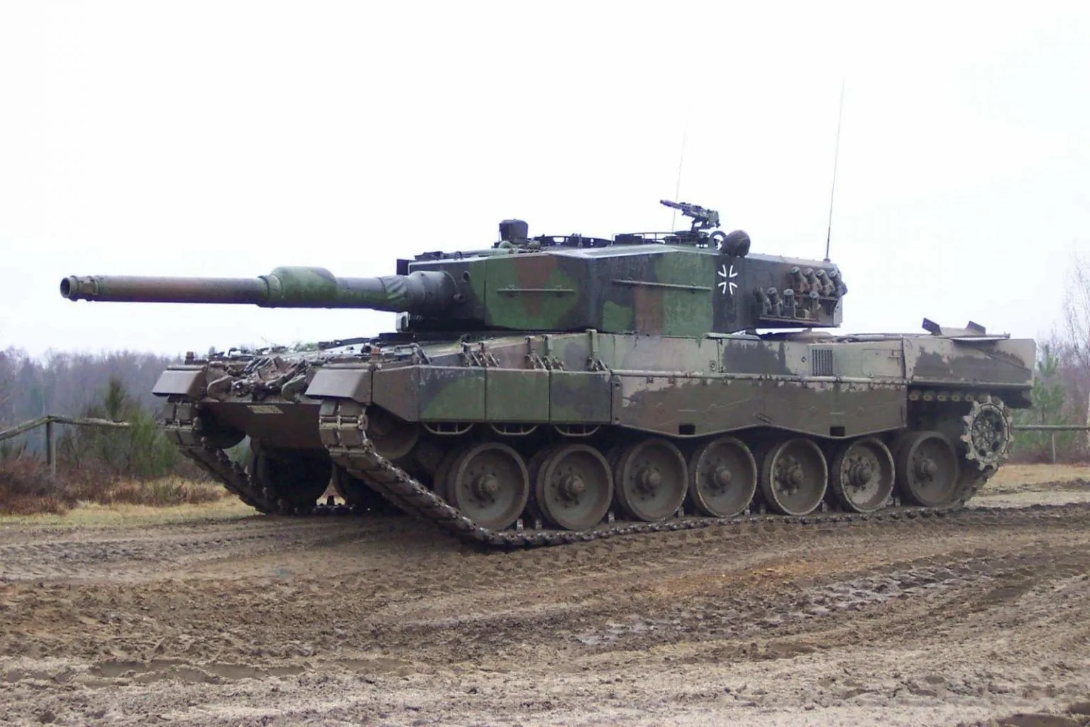 Танк Leopard 2 dqxikeidqxitkant