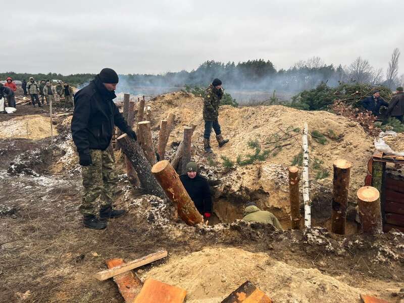 У північних областях України зміцнюють кордон - фото споруд