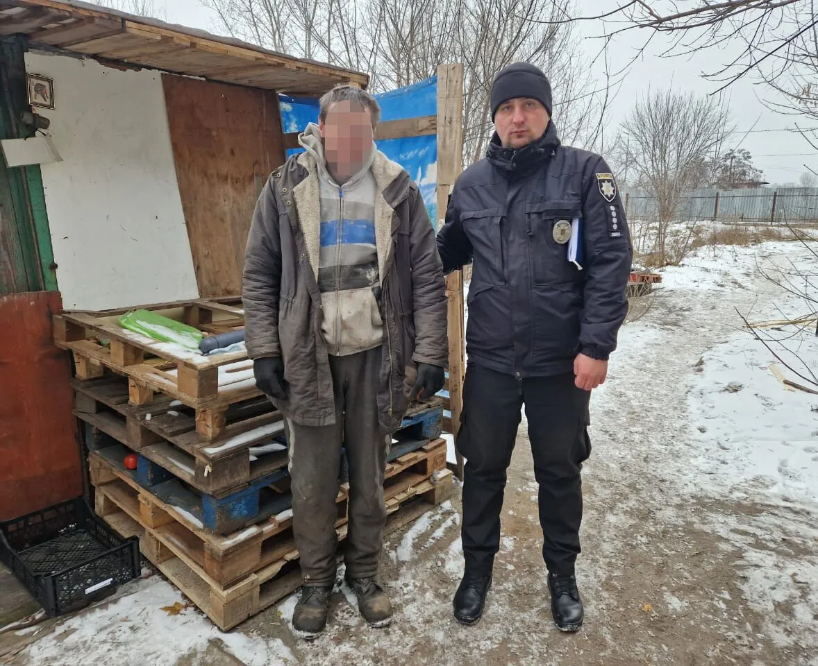 В Киеве мужчина ногами забил насмерть прохожего. Фото и видео