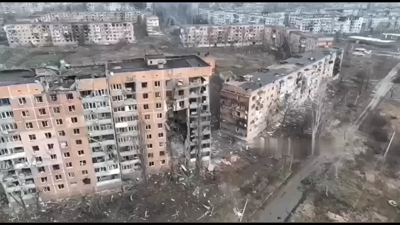 Разрушенный российскими войсками Угледар