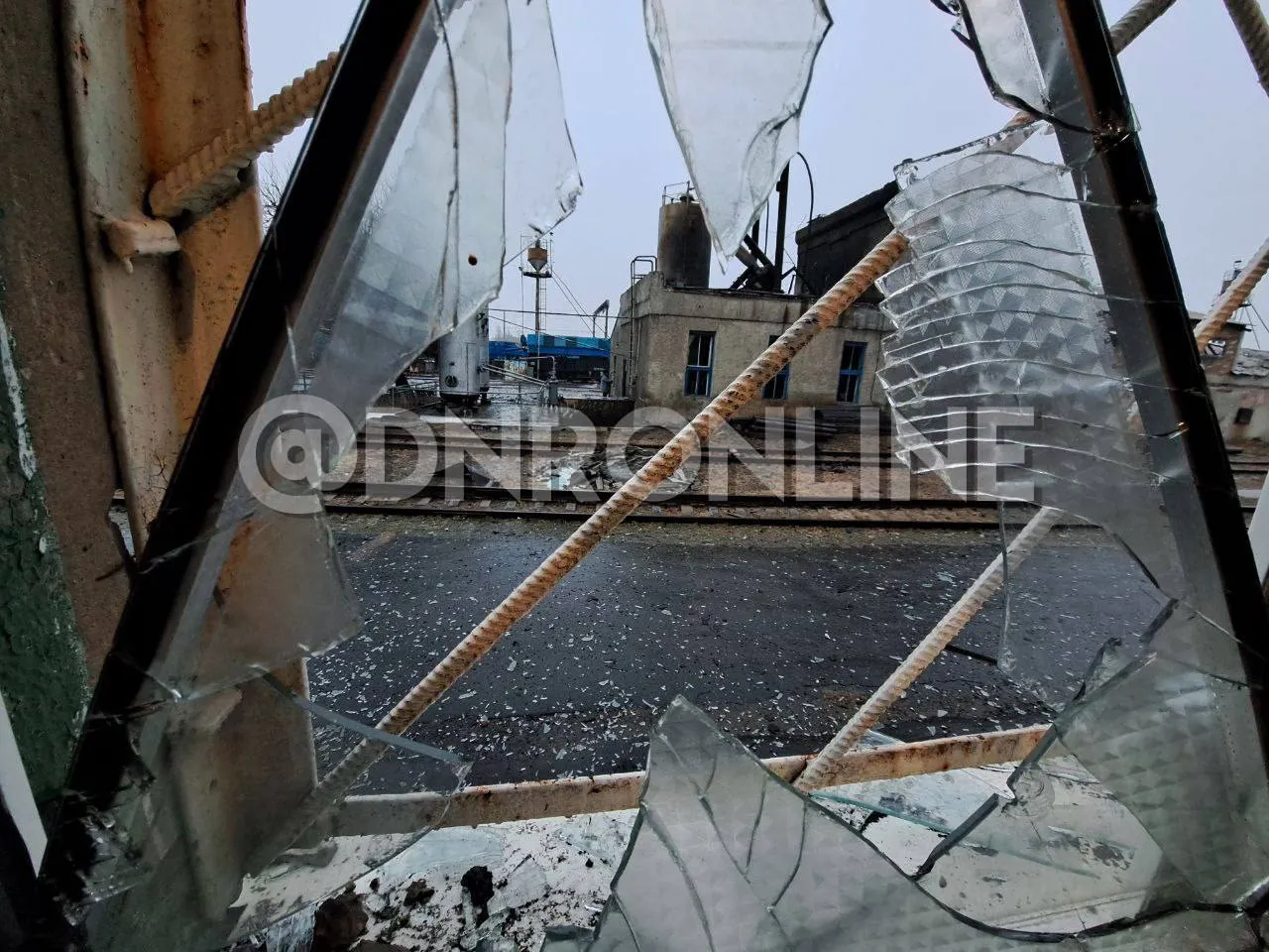 Хорошо досталось! В сети показали последствия ночного ’’хлопка’’ в оккупированном Иловайске