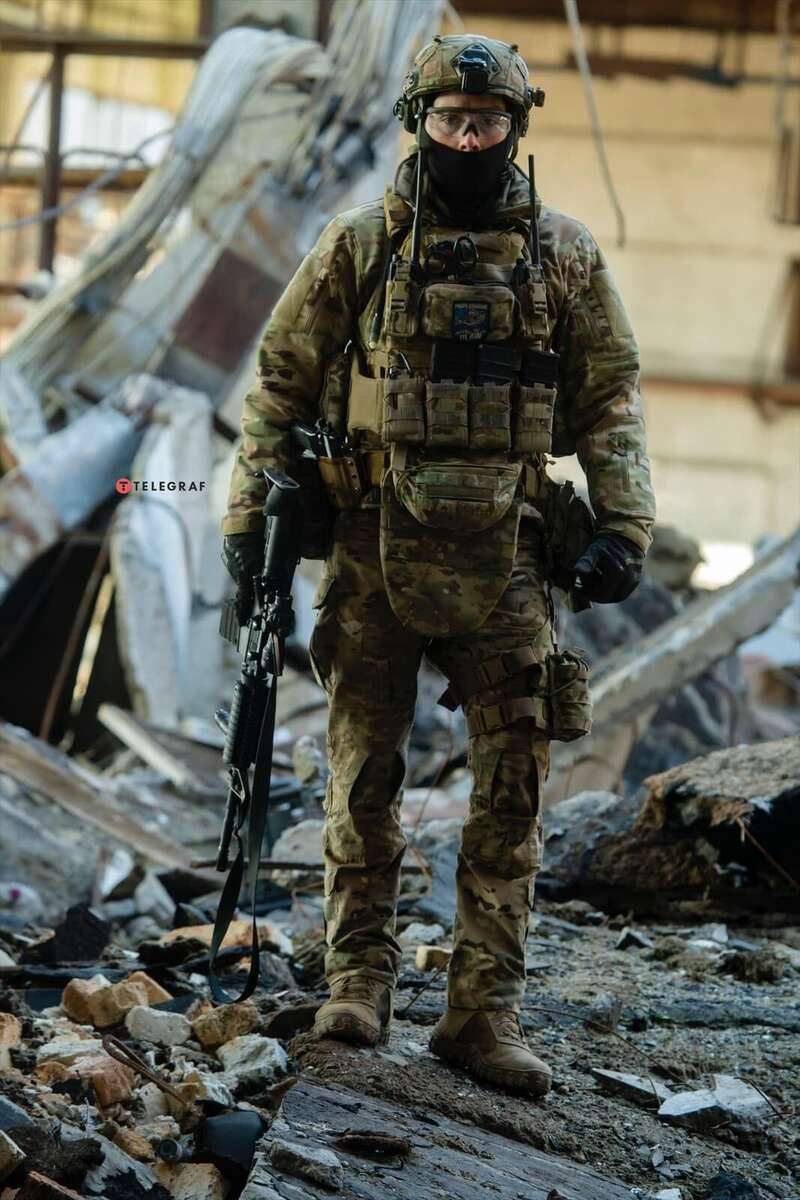 ’’До цього неможливо звикнути!’’ Фотограф показав, як героїчно бореться незламний Бахмут