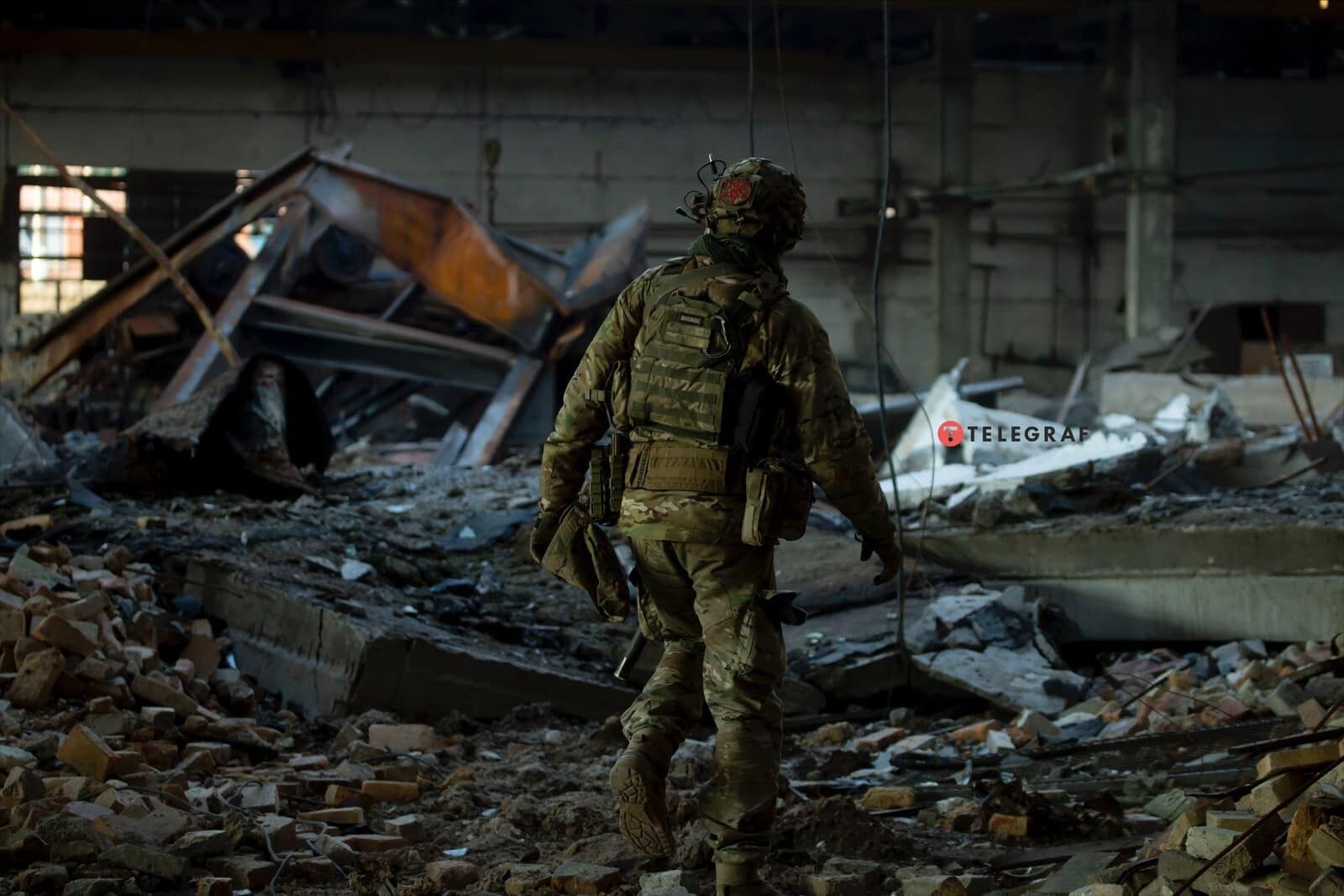 ’’До цього неможливо звикнути!’’ Фотограф показав, як героїчно бореться незламний Бахмут