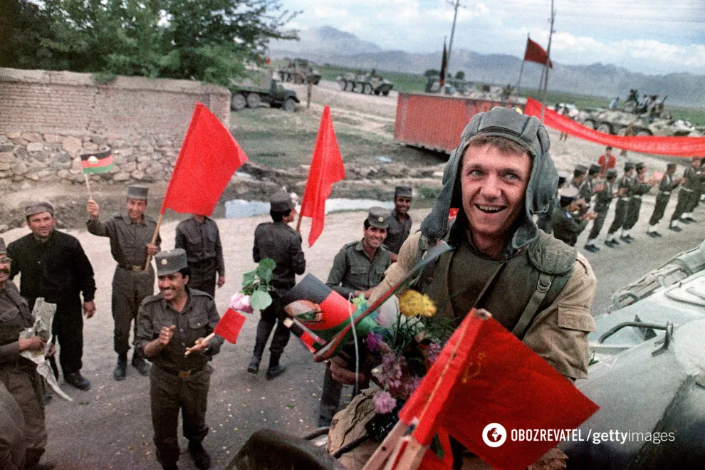 Батько Усика воював в Афганістані: боксер розповів про його жахи і головні болі