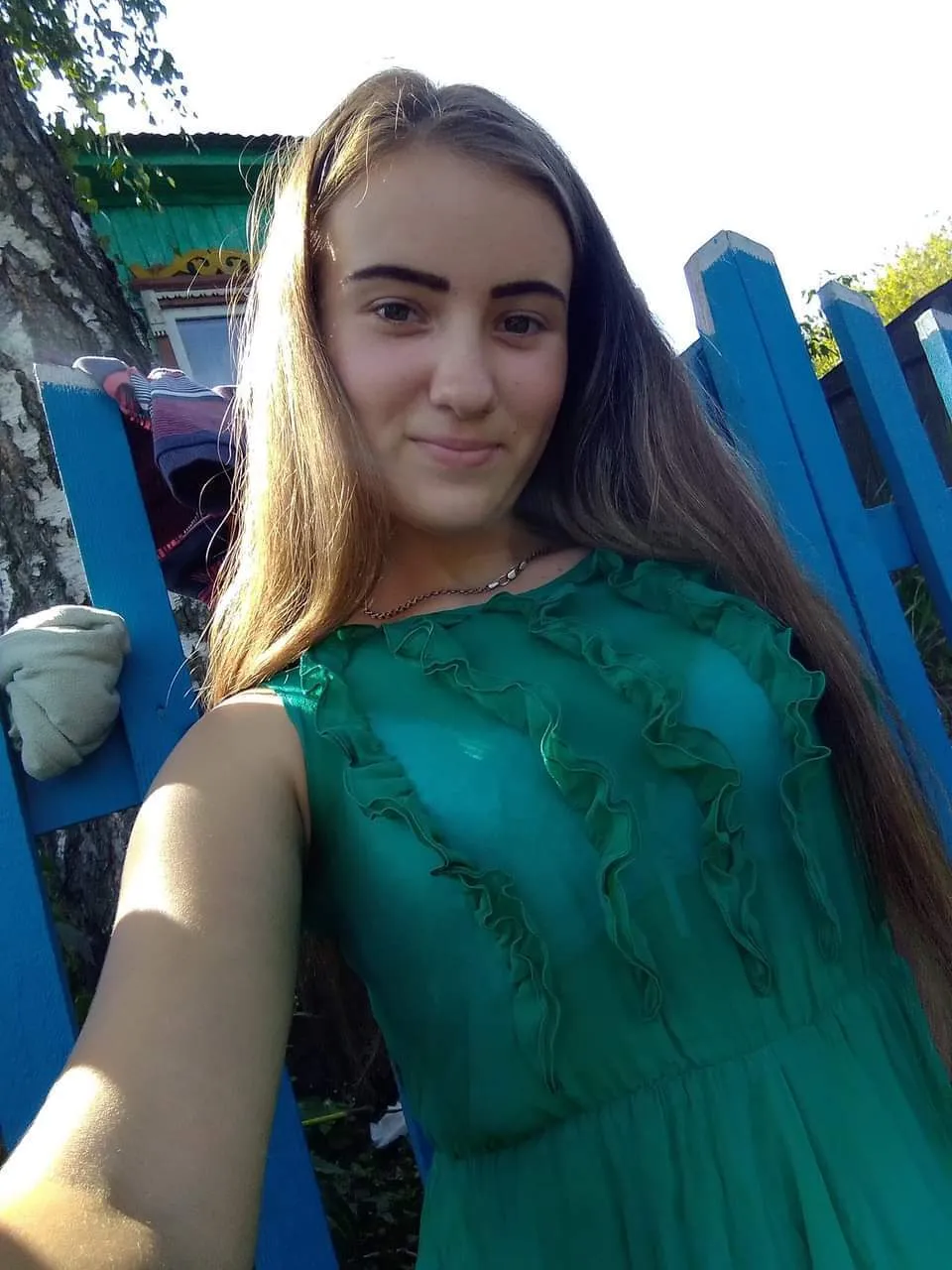 На Сумщині під час обстрілу загинула мати двох дітей, закривши собою синів: що відомо про трагедію dqxikeidqxitkant