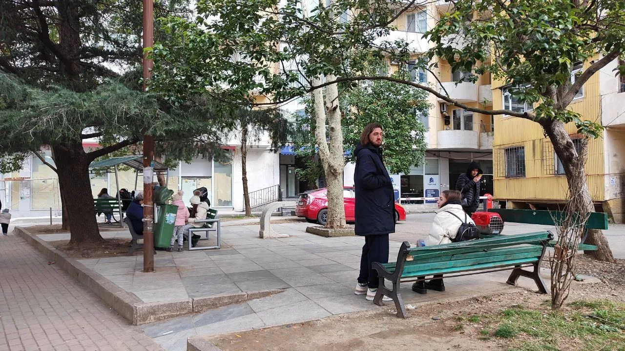 В домах шатались люстры: подземные толчки ощутили в Грузии и Израиле. Видео