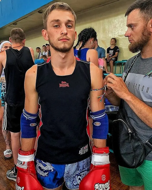 Шукав тіла солдатів між мінами: 21-річний чемпіон України підірвався, забираючи загиблого бійця