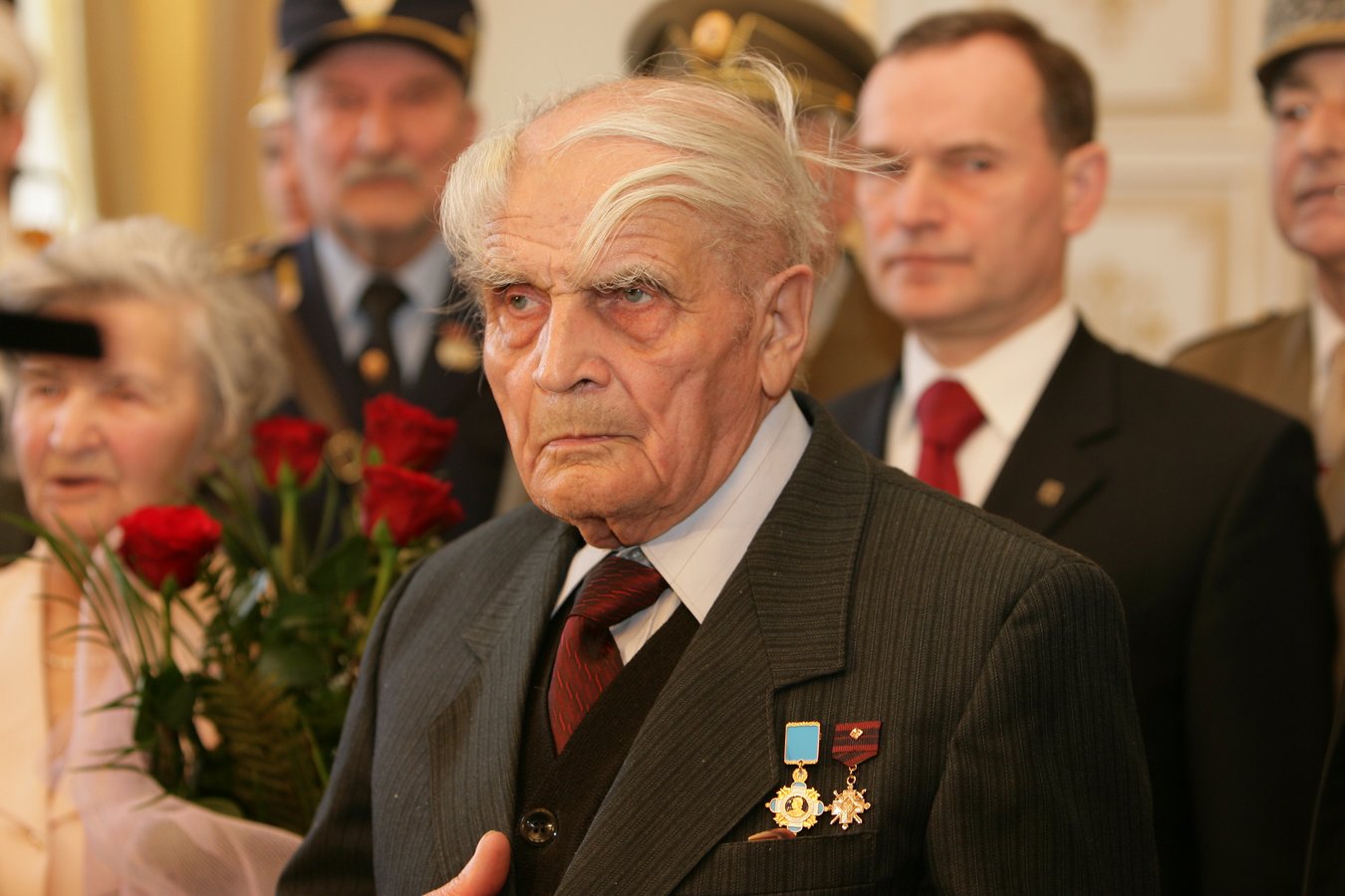 orden_Zolotyj_Khrest_UPA_sesiya_ODA_Vasyl_LEVKOVYCH (Kraws) 5138 (1) dqxikeidqxitkant