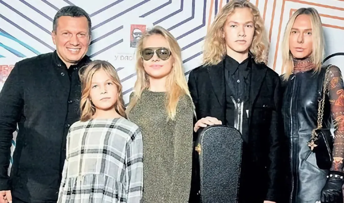 ’’ ’’:     ,  .   