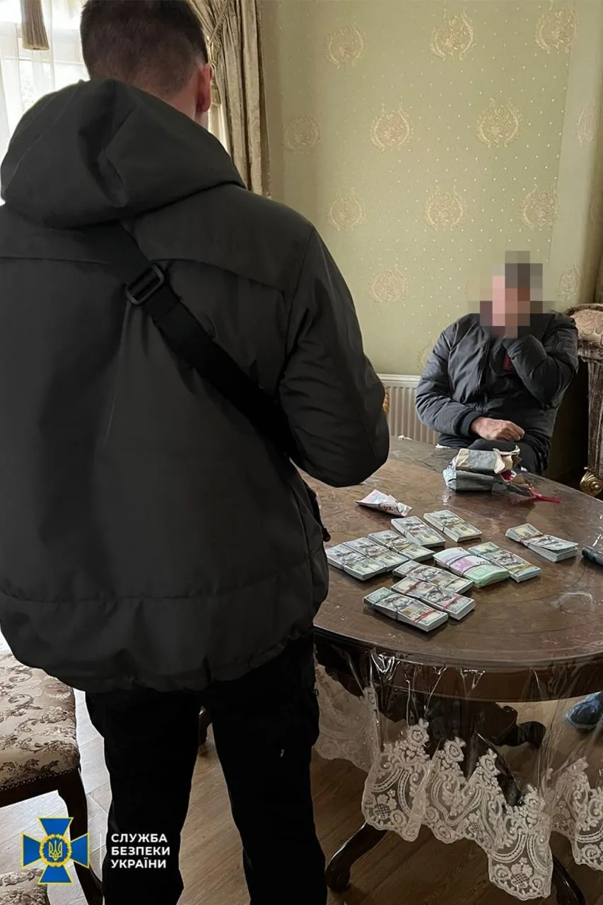             .  dqxikeidqxiqqeant