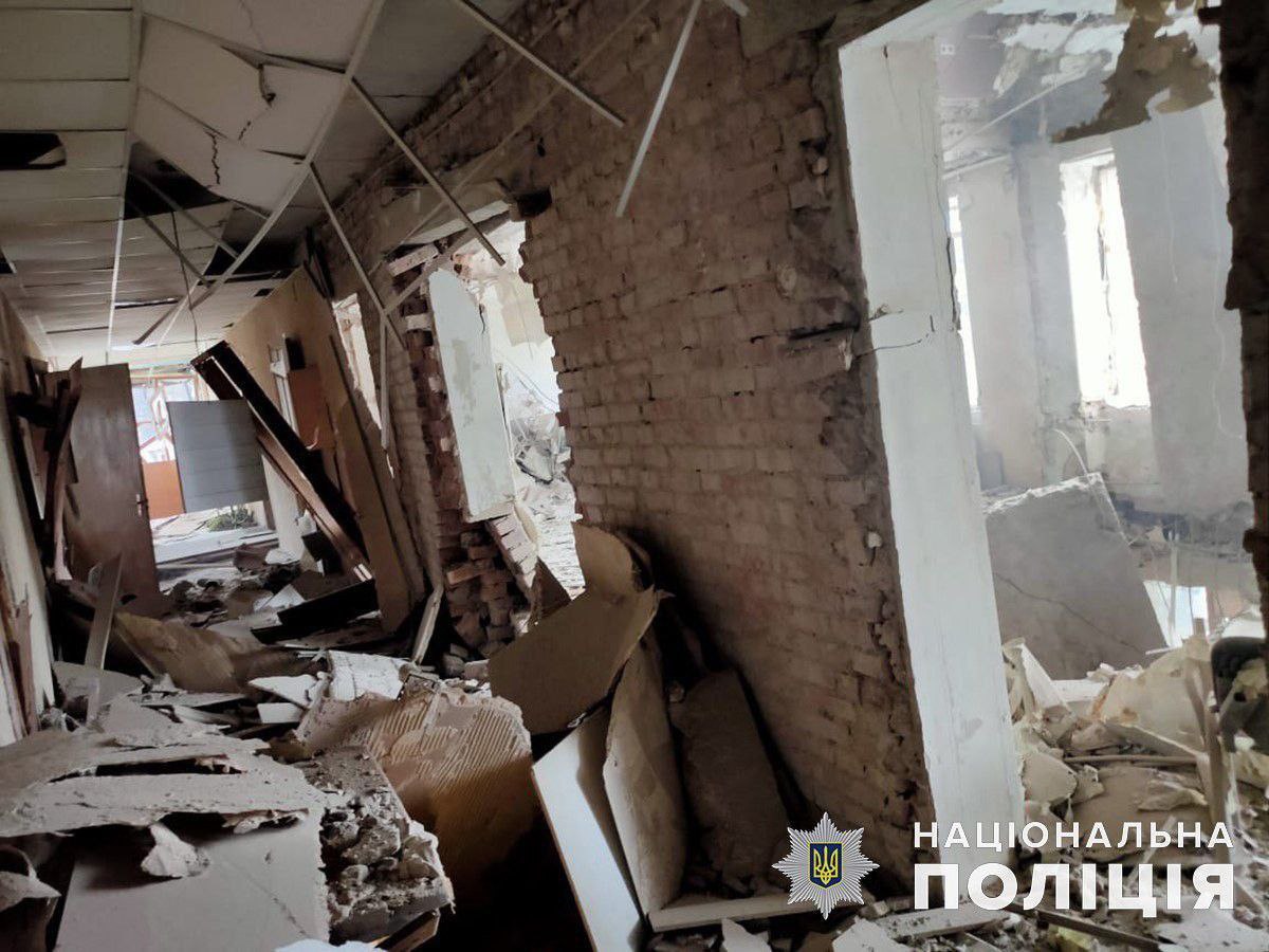 Руїни міськради Бахмута, фото 1 dqxikeidqxitkant