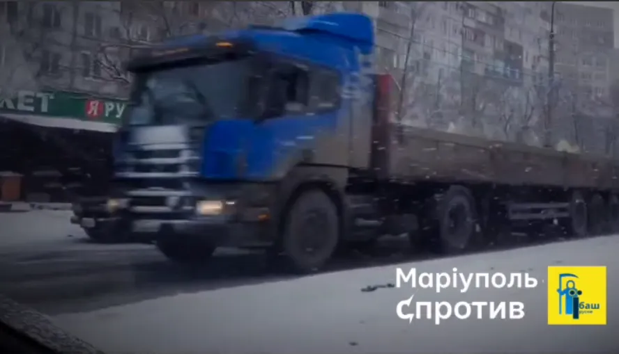 Оккупанты массово везут ’’зубы дракона’’ в Бердянск: Андрющенко указал на знаковый нюанс. Видео