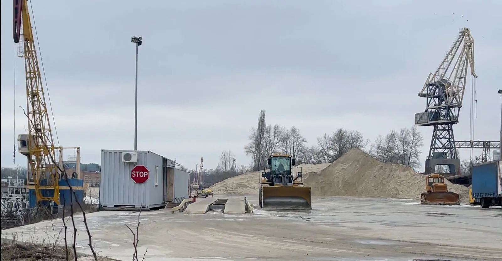 «Рівне-Будматеріали» Кузня Рибальською dqxikeidqxitkant