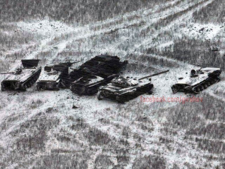 Міна ТМ-62 проти російського танку: Знищена техніка окупантів на передовій 01 dqxikeidqxitkant