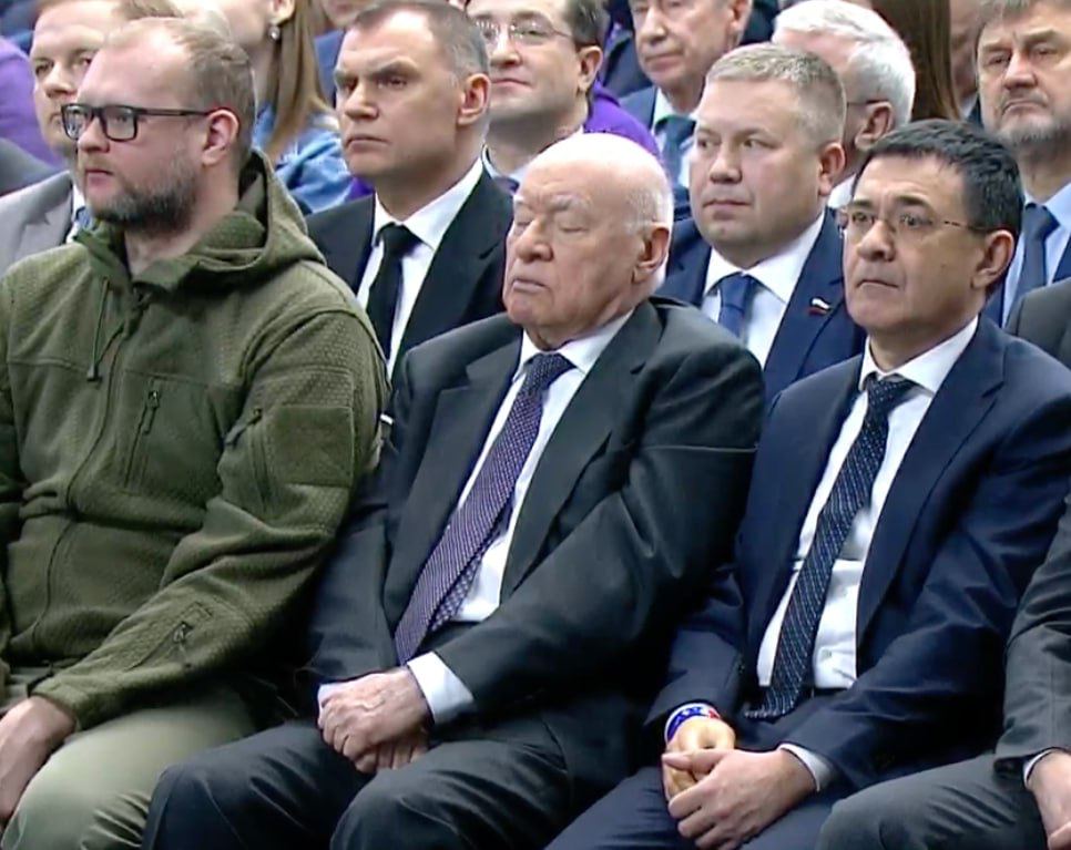 Медведєв та інші чиновники РФ заснули під час виступу Путіна
